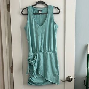 NWOT VENUS Brand Teal V-Neck Sleeveless Dress